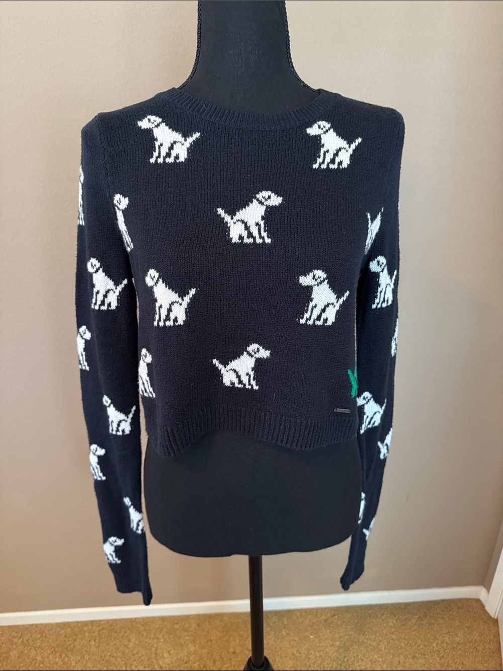 Abercrombie & Fitch Navy Crewneck Sweater with White Dog Jacquard